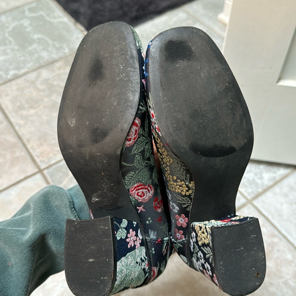 Indigo Rd Floral Embroidered Booties - Picture 5 of 6